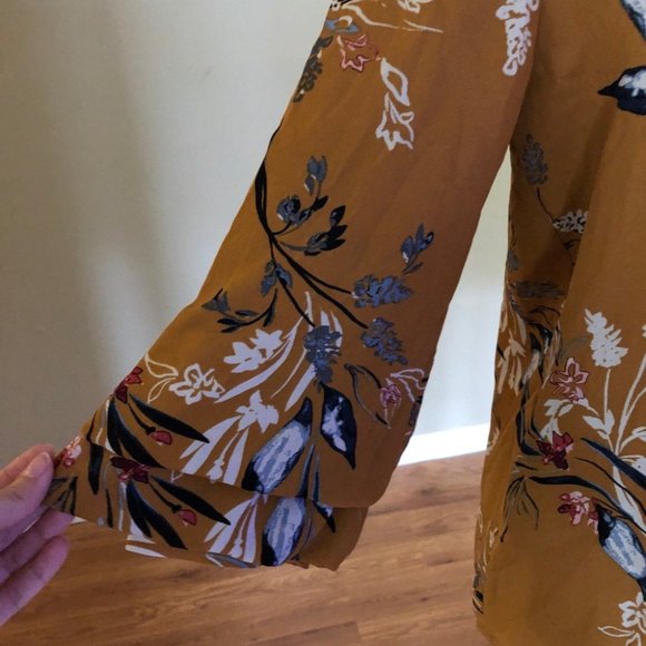 {Ivanka Trump} Floral Bell Sleeve Blouse - Picture 3 of 7